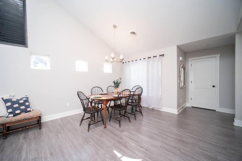 New Beautiful 3 Bedroom Condo In Bettendorf Luaran gambar